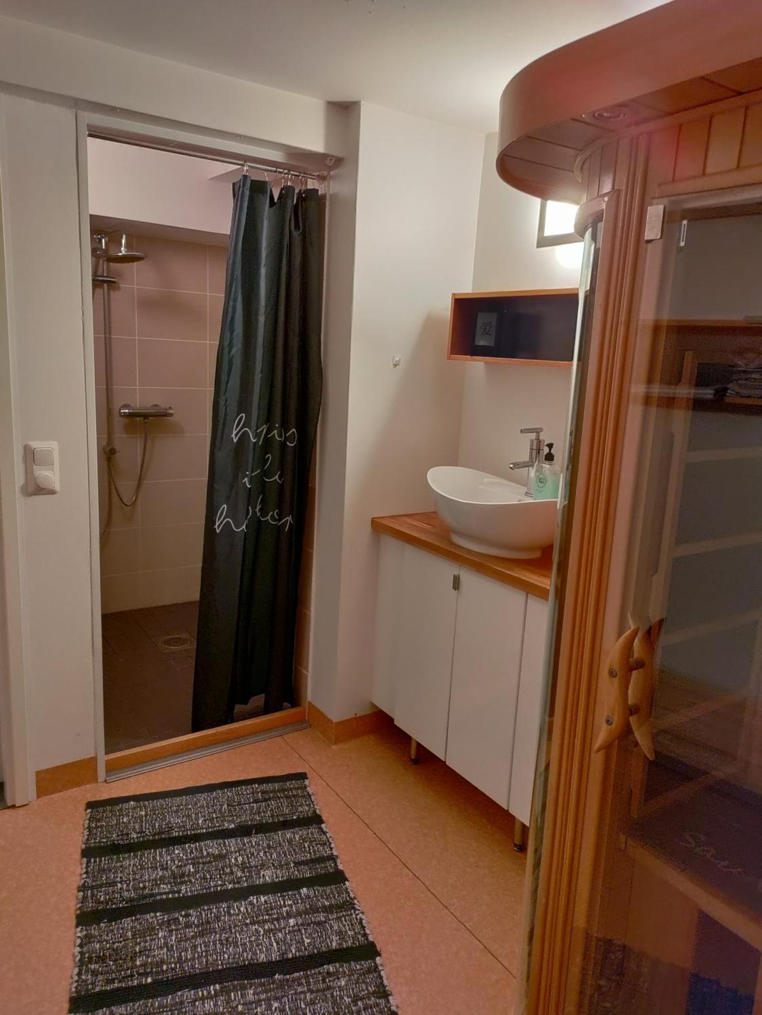 Hungerborg City Home Savonlinna Szoba fotó